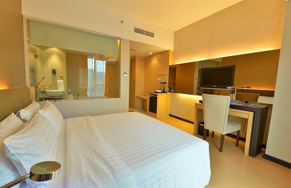 The Klagan Regency 1Borneo Hotel Kota Kinabalu Kültér fotó
